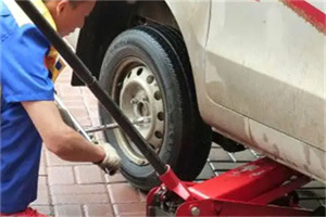 上犹附近拖车24小时服务热线电话